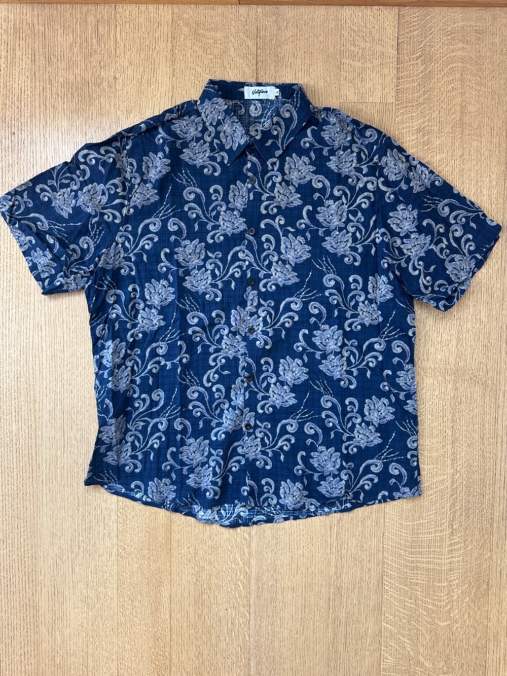 Short Sleeve Blue Floral Casual Button-Down Shirt